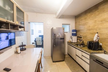 Casa para alugar com 100m², 2 quartos e 2 vagasÁrea de Serviço