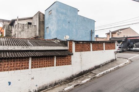 Casa para alugar com 100m², 2 quartos e 2 vagasVista da Sacada