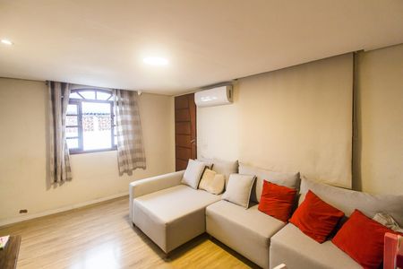 Sala  de casa para alugar com 2 quartos, 100m² em Vila Engenho Novo, Barueri