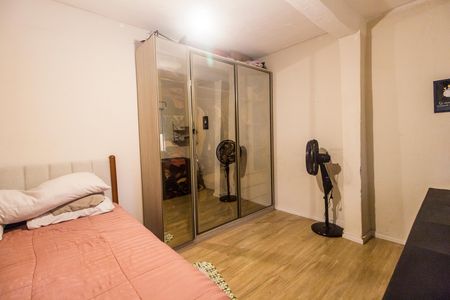 Casa para alugar com 100m², 2 quartos e 2 vagasQuarto 2