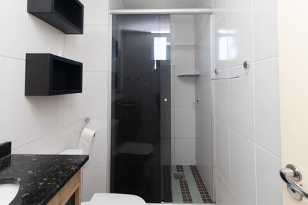 Apartamento para alugar com 48m², 2 quartos e 1 vaga Apartamento para alugar com 48m², 2 quartos e 1 vagaBanheiro