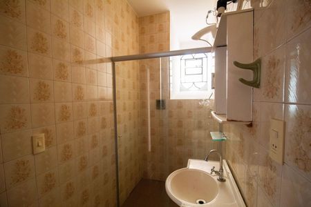 Casa de condomínio para alugar com 102m², 2 quartos e 1 vaga Casa de condomínio para alugar com 102m², 2 quartos e 1 vagaBanheiro Social