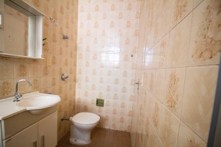 Casa de condomínio para alugar com 102m², 2 quartos e 1 vaga Casa de condomínio para alugar com 102m², 2 quartos e 1 vagaBanheiro Social