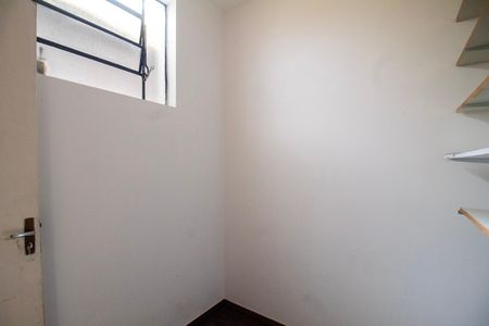 Casa de condomínio para alugar com 102m², 2 quartos e 1 vaga Casa de condomínio para alugar com 102m², 2 quartos e 1 vagaDespensa