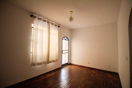 Casa de condomínio para alugar com 102m², 2 quartos e 1 vaga Casa de condomínio para alugar com 102m², 2 quartos e 1 vagaSala de Estar