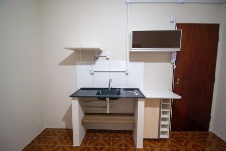 Studio para alugar com 21m², 1 quarto e sem vaga Studio para alugar com 21m², 1 quarto e sem vagaCozinha