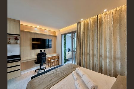 Quarto de kitnet/studio à venda com 1 quarto, 25m² em Jardim das Acacias, São Paulo