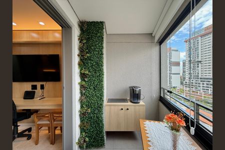 Studio à venda com 25m², 1 quarto e sem vaga Studio à venda com 25m², 1 quarto e sem vagaSacada