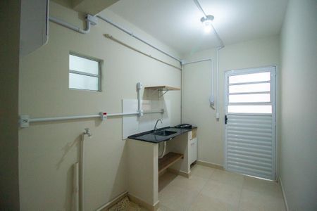 Studio para alugar com 30m², 1 quarto e sem vaga Studio para alugar com 30m², 1 quarto e sem vagaCozinha