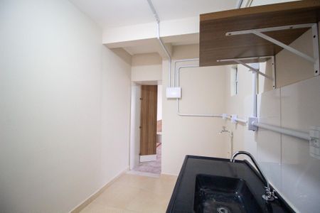 Studio para alugar com 30m², 1 quarto e sem vaga Studio para alugar com 30m², 1 quarto e sem vagaÁrea de Serviço