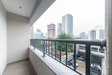 Apartamento para alugar com 48m², 1 quarto e sem vaga Apartamento para alugar com 48m², 1 quarto e sem vagaVaranda do Studio