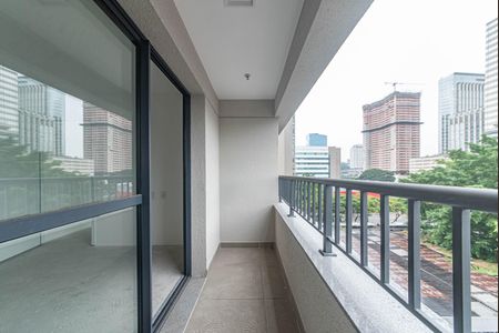 Varanda  de apartamento para alugar com 1 quarto, 48m² em Vila Cordeiro, São Paulo