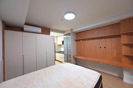 Studio para alugar com 32m², 1 quarto e sem vaga Studio para alugar com 32m², 1 quarto e sem vagaSala