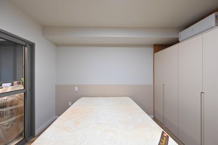 Studio para alugar com 32m², 1 quarto e sem vaga Studio para alugar com 32m², 1 quarto e sem vagaSala