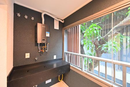 Studio para alugar com 32m², 1 quarto e sem vaga Studio para alugar com 32m², 1 quarto e sem vagaVaranda/Lavanderia