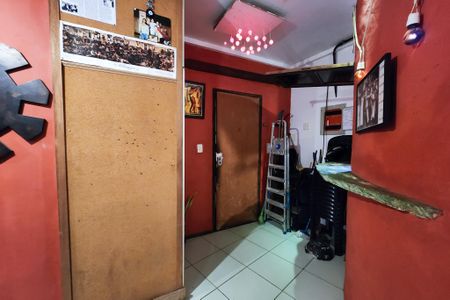 Apartamento à venda com 89m², 1 quarto e sem vaga Apartamento à venda com 89m², 1 quarto e sem vagaEntrada