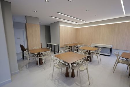 Apartamento para alugar com 64m², 2 quartos e 2 vagas Apartamento para alugar com 64m², 2 quartos e 2 vagasÁrea comum - Salão de festas