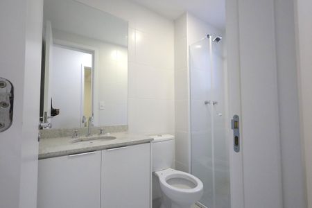 Apartamento para alugar com 64m², 2 quartos e 2 vagas Apartamento para alugar com 64m², 2 quartos e 2 vagasBanheiro 1