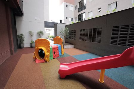 Apartamento para alugar com 64m², 2 quartos e 2 vagas Apartamento para alugar com 64m², 2 quartos e 2 vagasÁrea comum - Playground