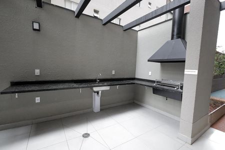Apartamento para alugar com 64m², 2 quartos e 2 vagas Apartamento para alugar com 64m², 2 quartos e 2 vagasÁrea comum - Churrasqueira