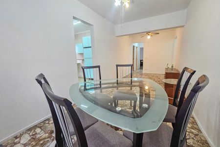 Apartamento para alugar com 72m², 2 quartos e 1 vaga