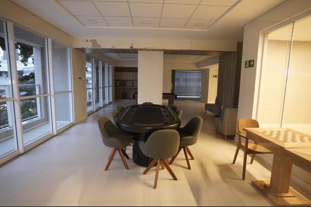 Apartamento à venda com 62m², 2 quartos e 1 vaga