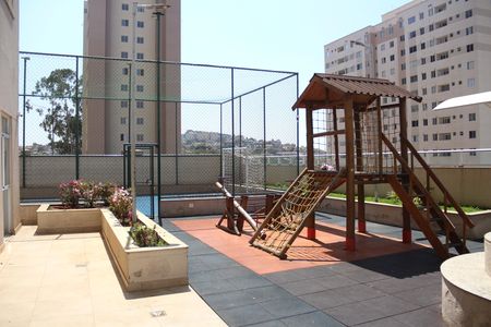 Apartamento para alugar com 83m², 2 quartos e 1 vagaÁrea comum