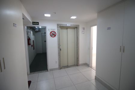Apartamento para alugar com 83m², 2 quartos e 1 vagaÁrea comum