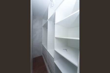 Apartamento para alugar com 172m², 3 quartos e 3 vagasCloset da suíte