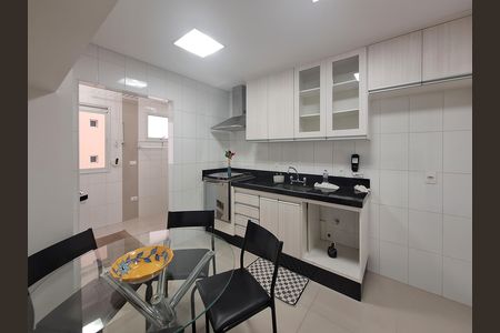 Apartamento para alugar com 89m², 2 quartos e 2 vagas Apartamento para alugar com 89m², 2 quartos e 2 vagasCozinha