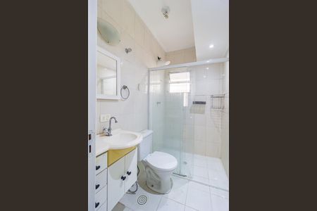 Apartamento para alugar com 80m², 3 quartos e sem vaga Apartamento para alugar com 80m², 3 quartos e sem vagaBanheiro 1