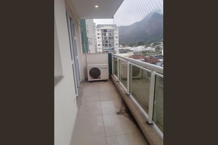 Apartamento para alugar com 86m², 3 quartos e 1 vaga Apartamento para alugar com 86m², 3 quartos e 1 vagaVaranda