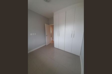 Quarto de apartamento para alugar com 3 quartos, 86m² em Freguesia (Jacarepaguá), Rio de Janeiro