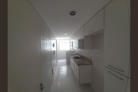 Cozinha de apartamento para alugar com 3 quartos, 86m² em Freguesia (Jacarepaguá), Rio de Janeiro
