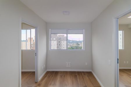 Sala de apartamento para alugar com 2 quartos, 32m² em Parque São Lourenço, São Paulo