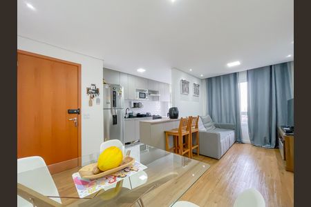 Apartamento à venda com 47m², 2 quartos e 1 vaga Apartamento à venda com 47m², 2 quartos e 1 vagaSala