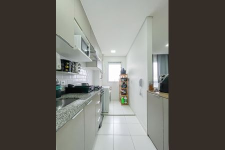Apartamento à venda com 47m², 2 quartos e 1 vaga Apartamento à venda com 47m², 2 quartos e 1 vagaCozinha e Área de Serviço