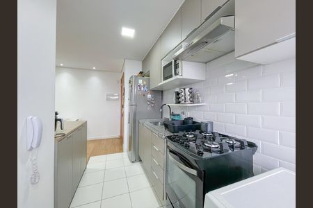 Apartamento à venda com 47m², 2 quartos e 1 vaga Apartamento à venda com 47m², 2 quartos e 1 vagaCozinha e Área de Serviço