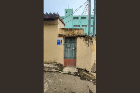 Casa para alugar com 33m², 1 quarto e sem vaga Casa para alugar com 33m², 1 quarto e sem vagaFachada