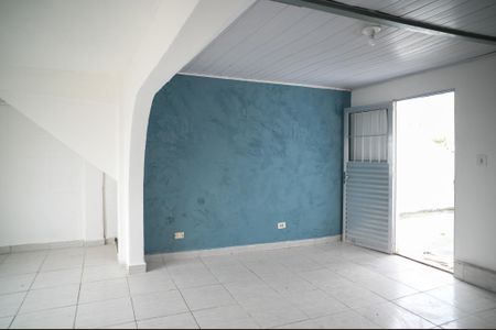 Casa para alugar com 80m², 2 quartos e 1 vagaSala
