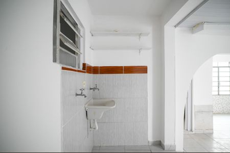 Casa para alugar com 80m², 2 quartos e 1 vagaÁrea de Serviço