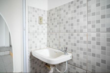 Casa para alugar com 80m², 2 quartos e 1 vagaLavabo