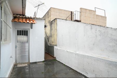 Casa para alugar com 80m², 2 quartos e 1 vagaQuintal