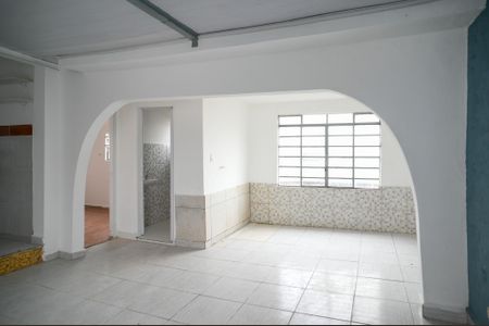 Casa para alugar com 80m², 2 quartos e 1 vagaSala