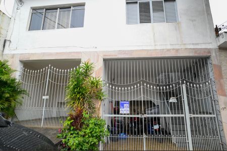 Casa para alugar com 80m², 2 quartos e 1 vagaFachada