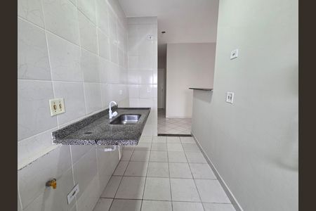 Apartamento para alugar com 3 quartos, 71m² em Vila Antartica, Praia Grande