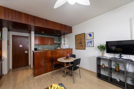 Apartamento à venda com 56m², 1 quarto e 1 vaga Apartamento à venda com 56m², 1 quarto e 1 vagaSala_Cozinha
