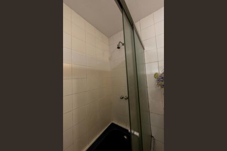 Apartamento à venda com 56m², 1 quarto e 1 vaga Apartamento à venda com 56m², 1 quarto e 1 vagaBanheiro da Suite