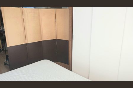 Quarto de apartamento à venda com 1 quarto, 30m² em Igará, Canoas