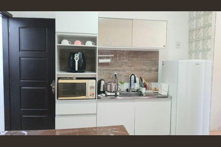 Cozinha de apartamento à venda com 1 quarto, 30m² em Igará, Canoas